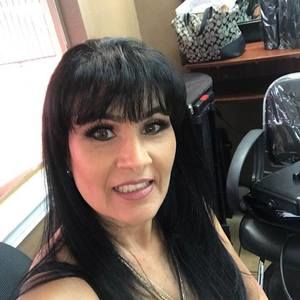 Meet your Posher, Beatriz